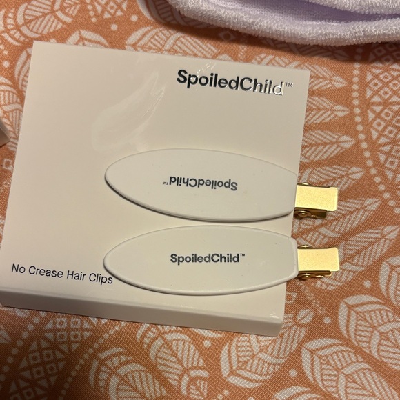 Spoiled White Spa Headband and hair clips - Picture 2 of 4